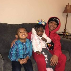 Meet your Posher, Jb